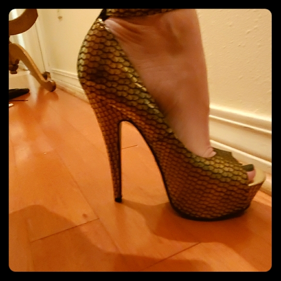 london rebel Shoes - Urban rebel heels!